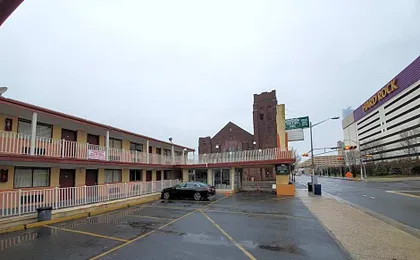Atlantic Motor Inn Near Boardwalk