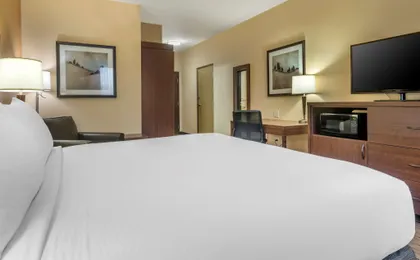 Best Western Plus Bathurst Hotel & Suites