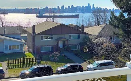 Ocean Breeze Executive Bed and Breakfast