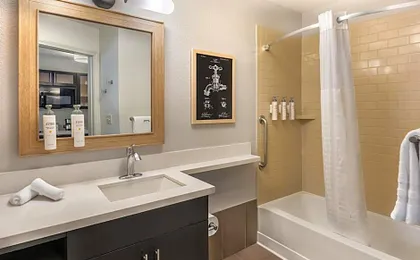 Sonesta Simply Suites Las Vegas Convention Center