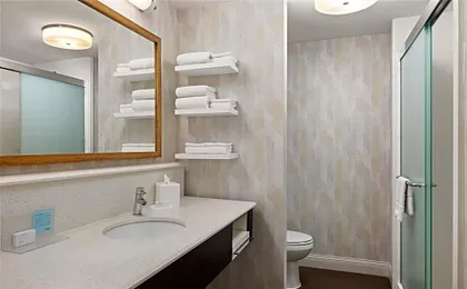 Hampton Inn Minneapolis-Roseville