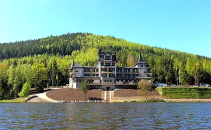 Retro Riverside Wellness Resort