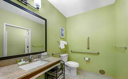 Sleep Inn & Suites Altoona North