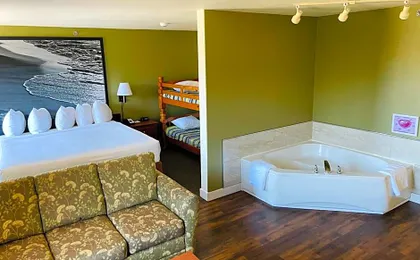 Super 8 by Wyndham Amherst NS