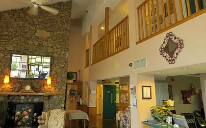 Americourt Hotel - Mountain City