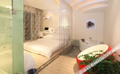 Xuanwei Time Concept Hotel