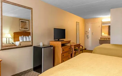 Quality Inn & Suites Fairview - Erie