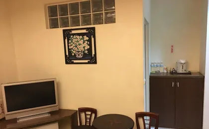 Ri Yue Hu Pan Hotel
