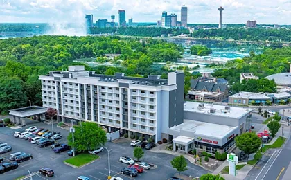 Holiday Inn Niagara Falls State Park Entry By IHG