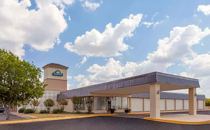 Days Inn by Wyndham Hillsboro TX