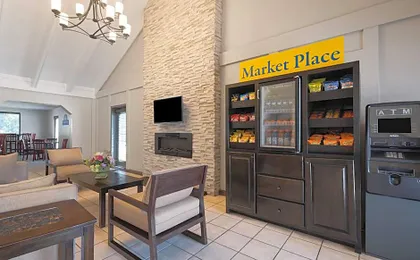 Days Inn by Wyndham College Park Airport Best Road