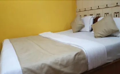 New Shahana - Hostel