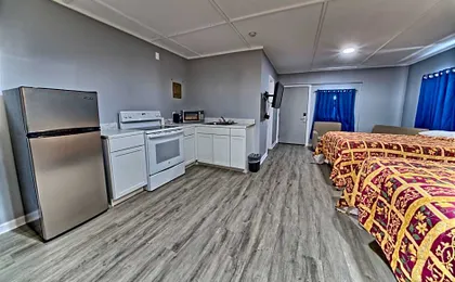 Aqua View Motel