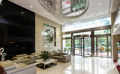 Rezen Select Hotel (Guangzhou Pazhou Exhibition Center Financial City)