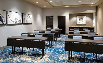 Courtyard by Marriott Philadelphia South at The Navy Yard