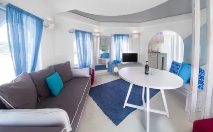 Kouros Home and Suites