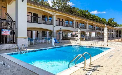 Motel 6 Tyler, TX