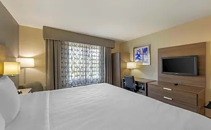 Best Western Plus Nashville Airport Hotel