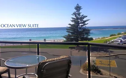 Beach House Mollymook