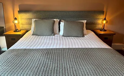 Oaklands Hotel