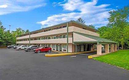Quality Inn & Suites Gibsonia - Pittsburgh North