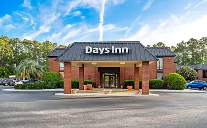 Days Inn by Wyndham Statesboro