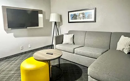 Comfort Inn & Suites Cartersville - Emerson Lake Point