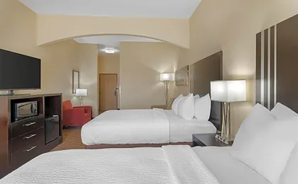 Best Western Plus Capital Inn