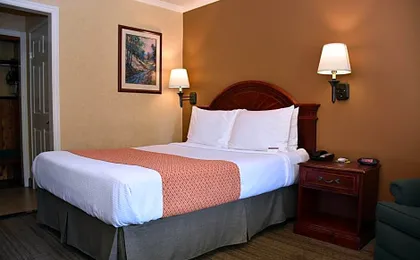 Dynasty Suites Redlands