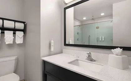Hampton Inn Stafford/Quantico & Conference Center