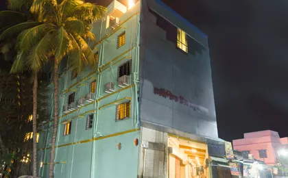 OYO Flagship 30106Prafulla Devi Guest House Rajarh