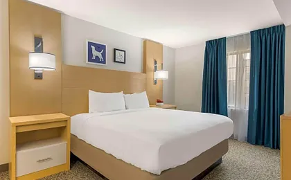 Sonesta ES Suites Charlotte Arrowood