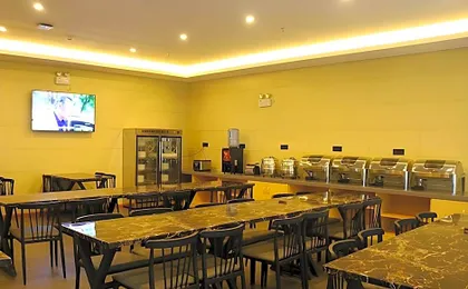 GreenTree Inn Heze Cao County Railway Station
