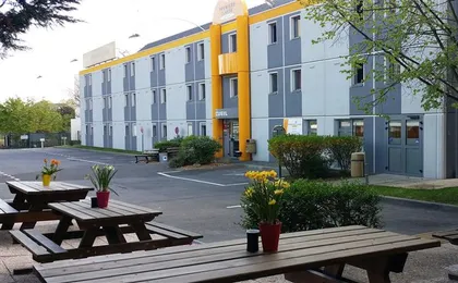 Première Classe Montreuil Extérieur