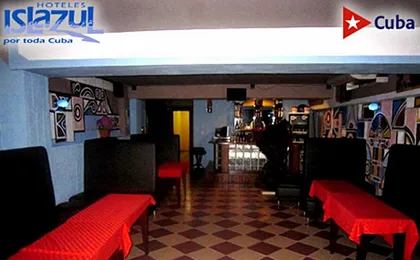 HOTEL E CADILLAC