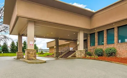 Comfort Inn & Suites Pittsburgh Fox Chapel
