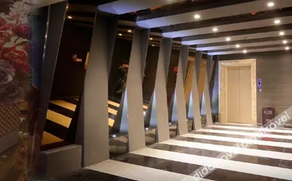 Korla Xin Lv Super 8 Hotel