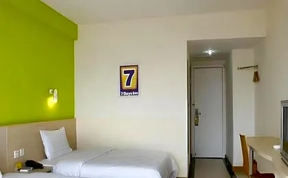 7 Days Inn Shangqiu Xiayi Kongzu Avenue Branch
