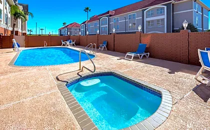 La Quinta Inn & Suites by Wyndham Pharr North McAllen