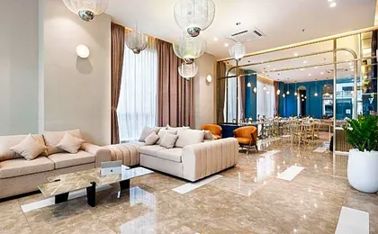 Jovia Hotel