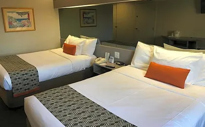 Microtel Inn & Suites by Wyndham Louisville East