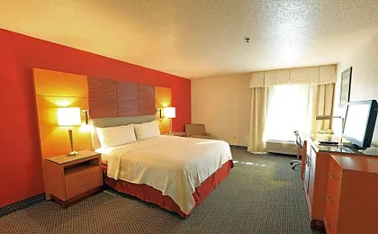 Days Inn by Wyndham Calumet Park