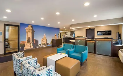 Clarion Pointe Syracuse Downtown