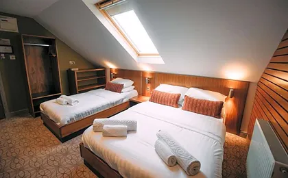 The Commercial Hotel