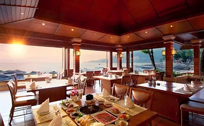 Diamond Cliff Resort & Spa, Patong Beach