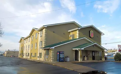 Super 8 by Wyndham Harrisonburg