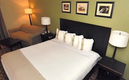 Holiday Inn Edison at Midtown By IHG