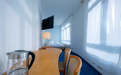 Hotel VIKTORIA Düsseldorf-Neuss - Self Check-In