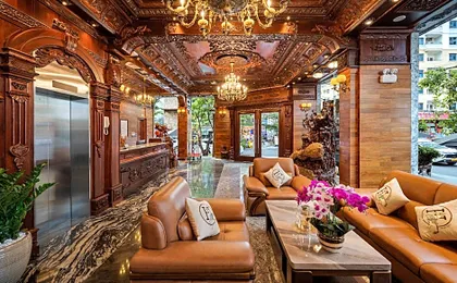 Monalisa Luxury Hotel