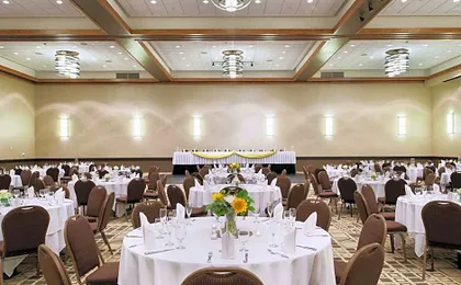 DoubleTree By Hilton Omaha Downtown